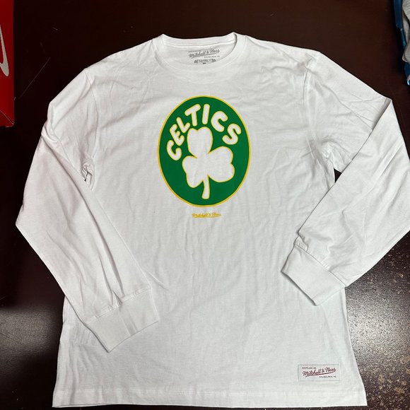 Mitchell & Ness Mens White Boston Celtics Traditional Fit T Shirt Size Large - Picture 1 of 3